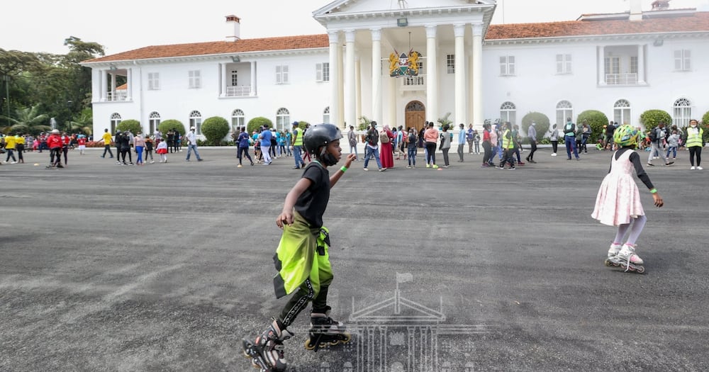 President Uhuru Kenyatta, First Lady Treat Kids of State House Workers to Early Christmas Party