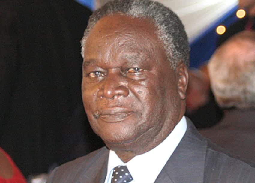 Daniel Moi's appointment of first cabinet which threw Kibaki, Njonjo and Biwott off balance