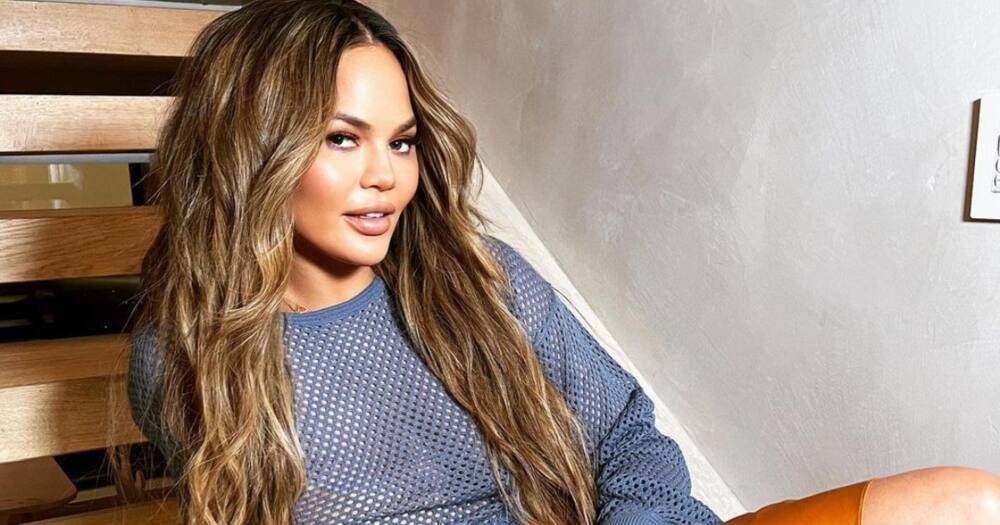 Chrissy Teigen returns to Twitter