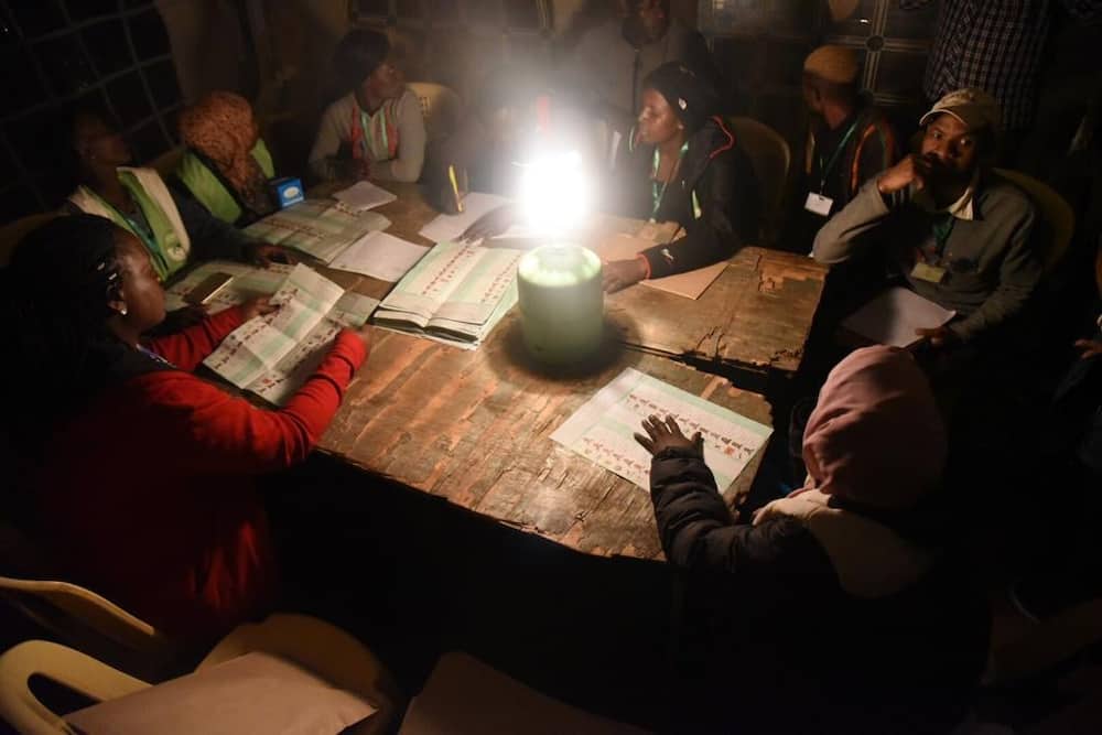 Kibra decides: Results from polling stations to be transmitted manually to tallying centre