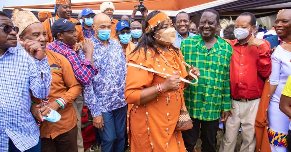 Raila Odinga recounted an incident where he was pulled out of a hotel in Karatina.