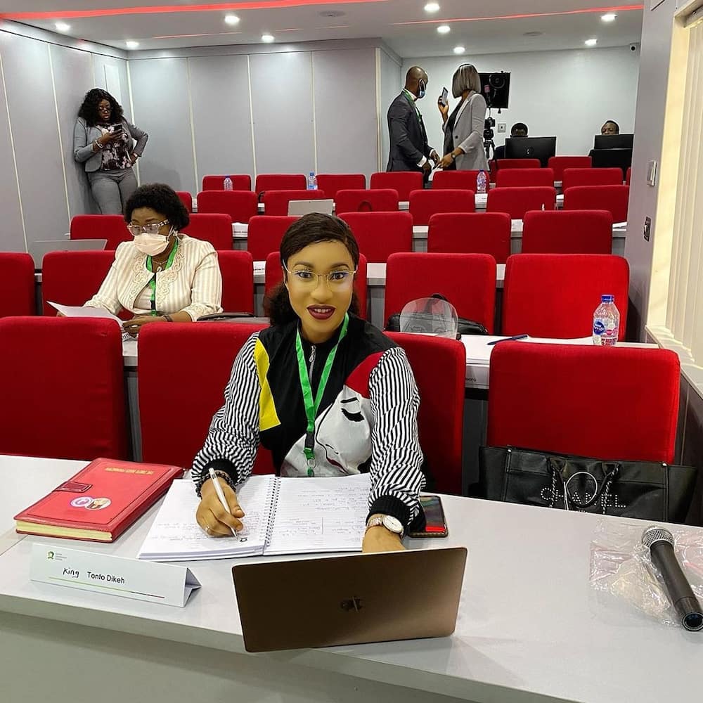 Tonto Dikeh goes back to school, says it is her best decision (photos)