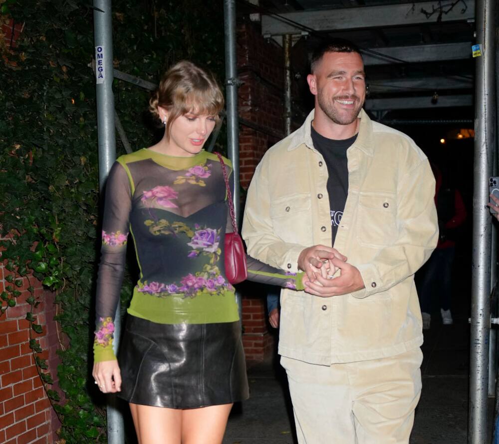 Taylor Swift and Travis Kelce have dinner at Waverly Inn in New York City