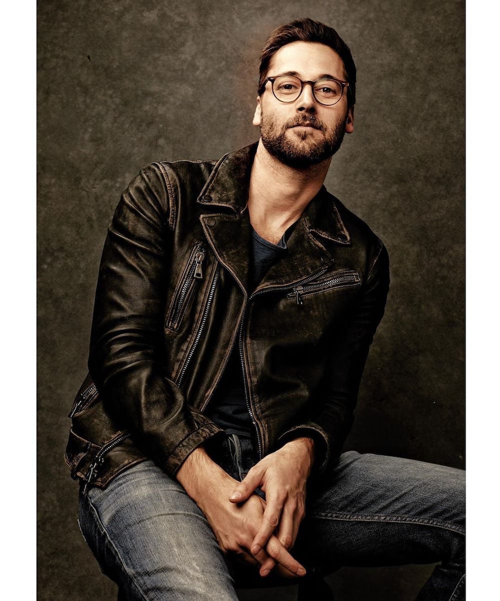 Ryan Eggold bio, wife, family, education, net worth Tuko.co.ke