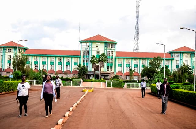 Moi University striking staff have accused VC Isaac Kosgei of barring them from accessing main campus.