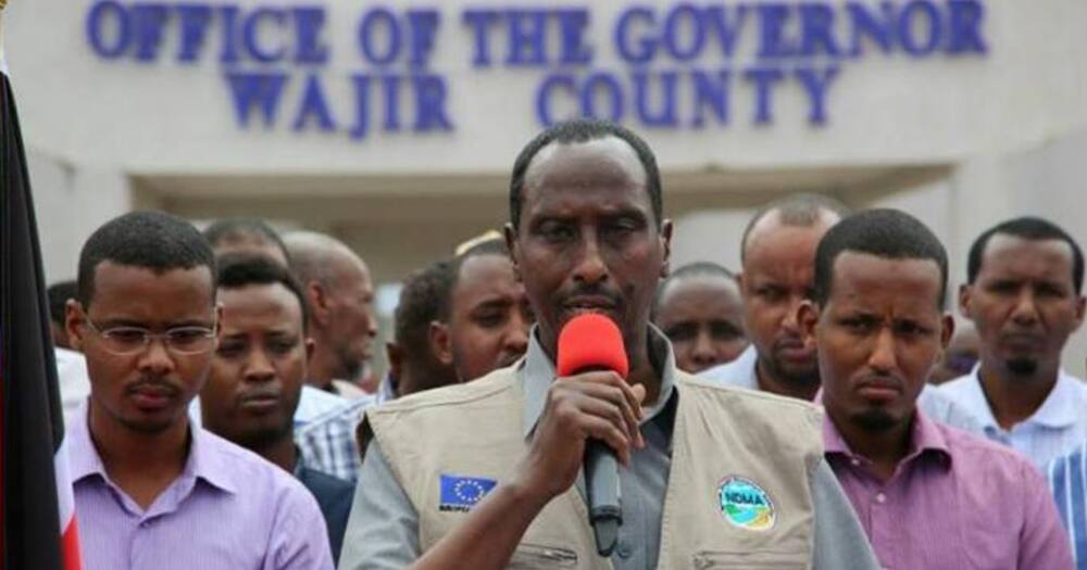 Angry residents of Wajir confront governor for supplying expired relief food