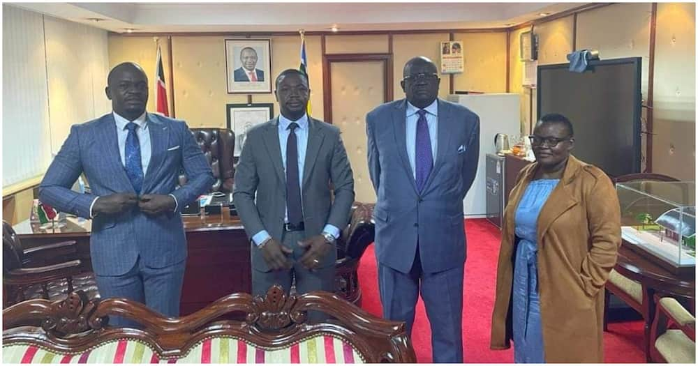 KMPDU officials with former Education CS George Magoha. Photo: KMPDU.