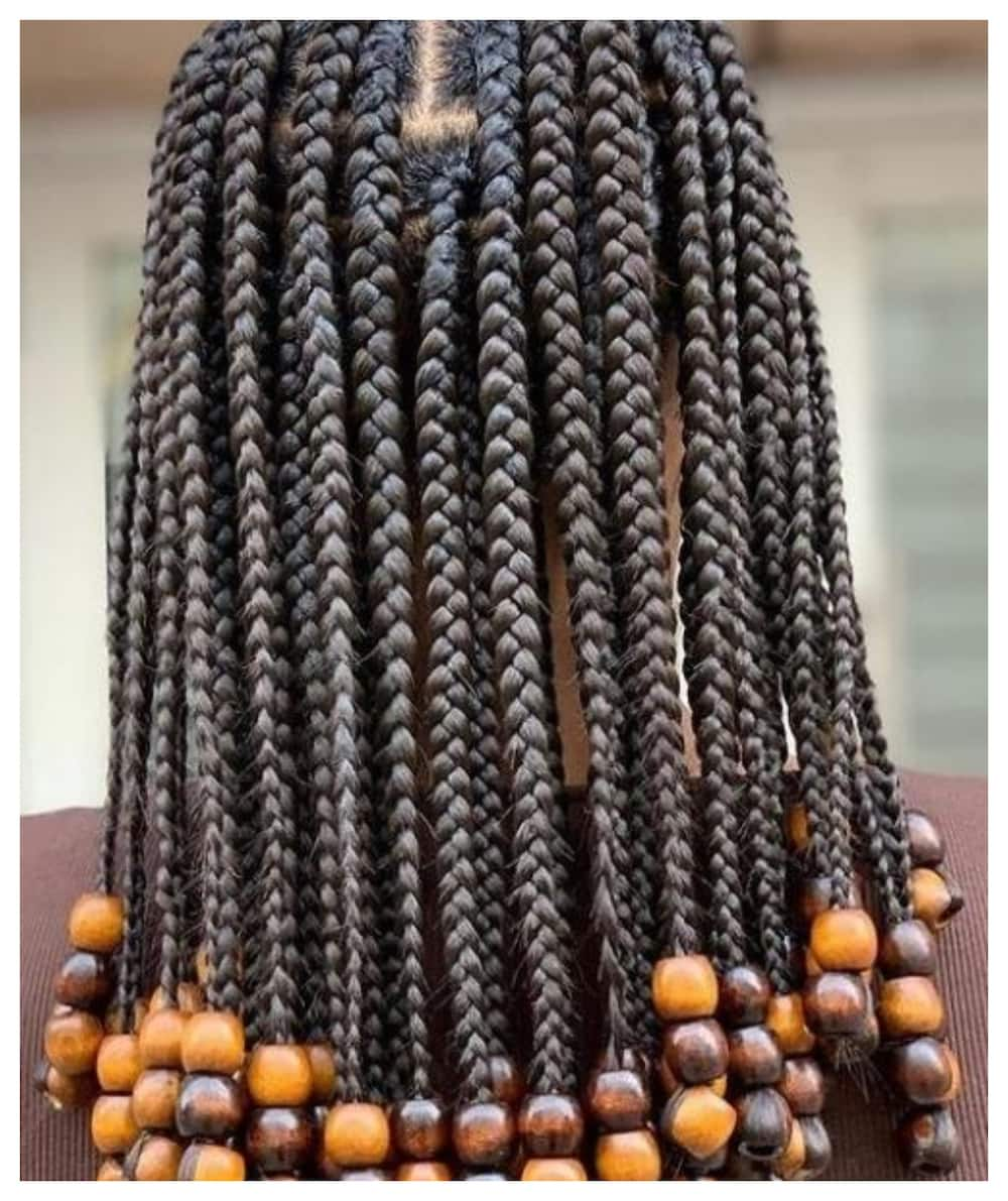 knotless braids with beads