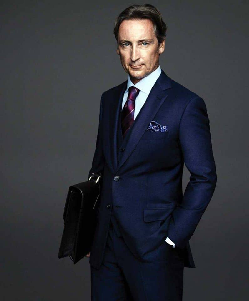 Total 108+ imagen tom ford most expensive suit - Abzlocal.mx