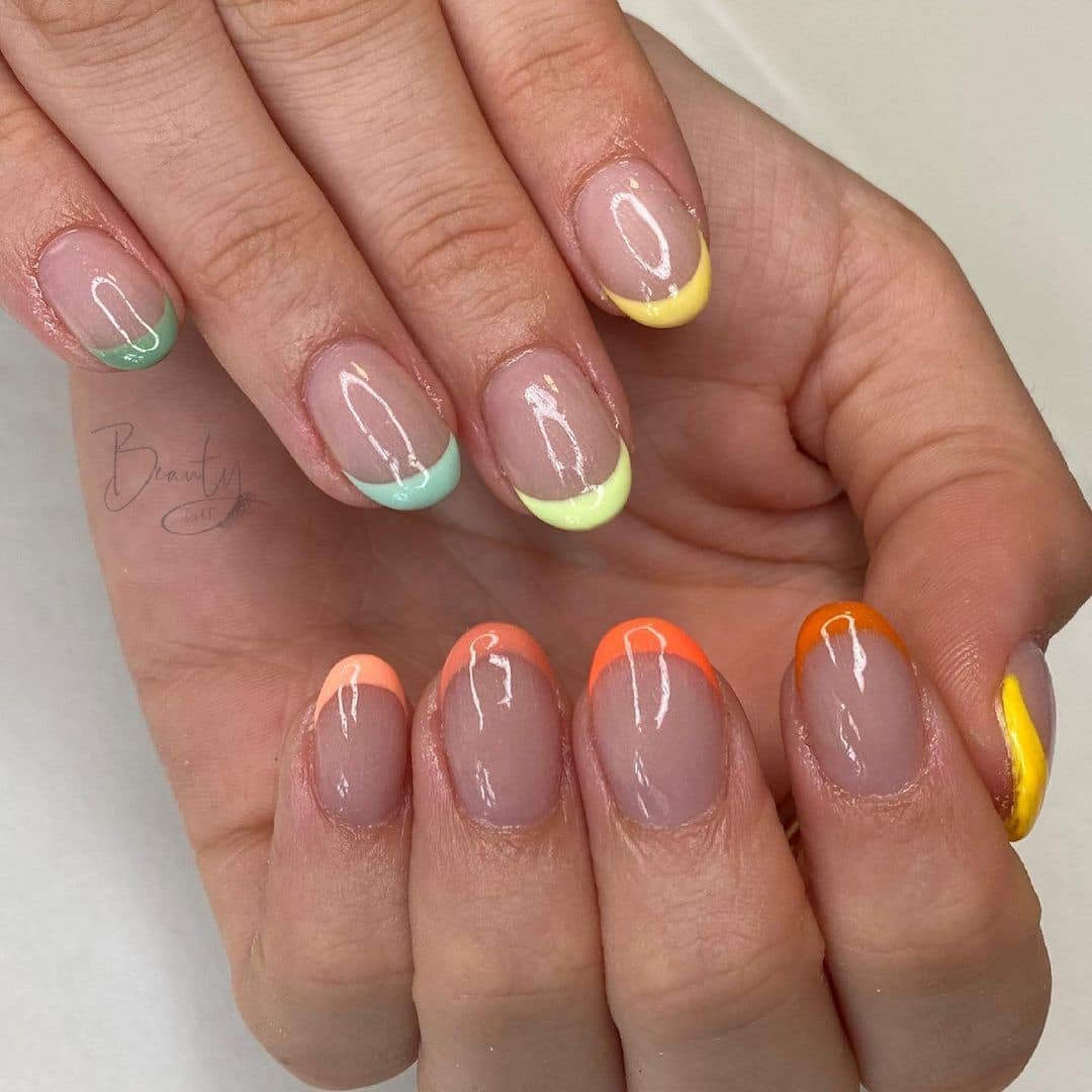 Aurora Glitter False Nails Natural With Full Cover Press On Round Tips  Short Almond Shape Nail Art From Wuhuamaa, $29.01 | DHgate.Com