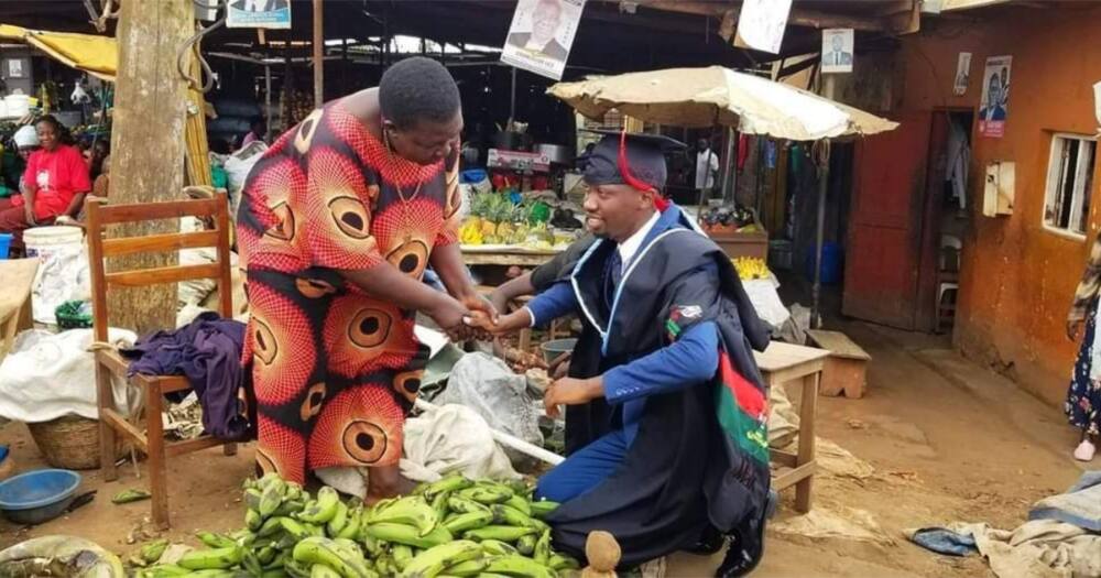 Graduate Who Knelt Before Grandma at The Market Reveals He Owes KSh 9k In Loans