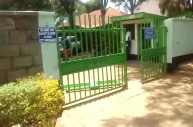Woman breaks an Eldoret hospital's gate to demand release of her ailing sister