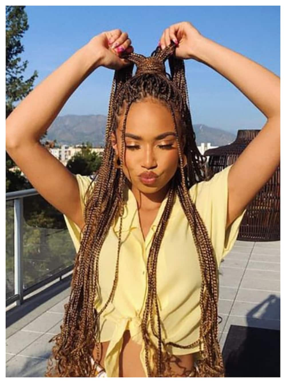 20 best knotless braids with curly ends for a stunning look 