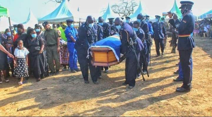 Nyawa Murinzi: 5 Emotional Photos from Burial of Lamu Cop Who Died 2 Weeks after Wedding