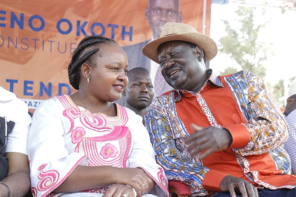 Hatua ya Raila kumsifu Waiguru KIbra yazua maswali