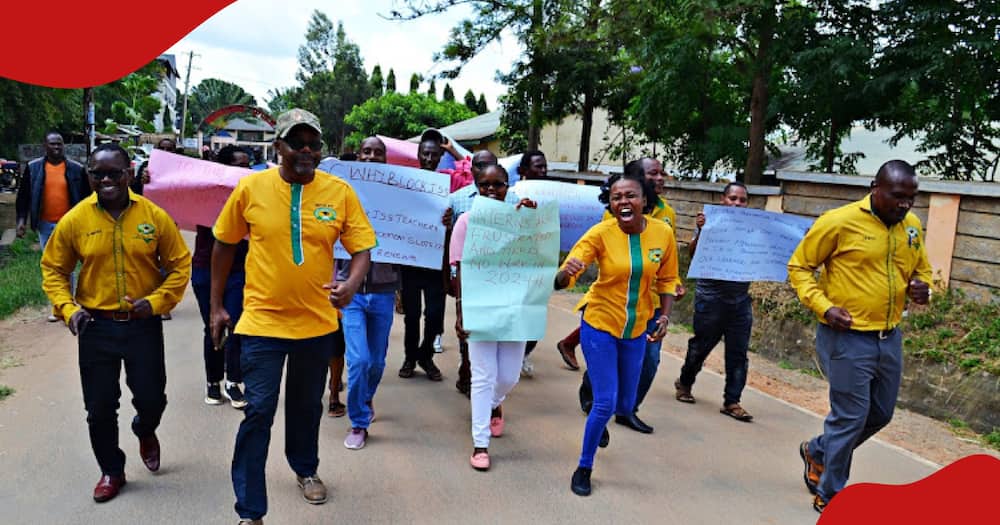 Junior Secondary School teachers are on strike.