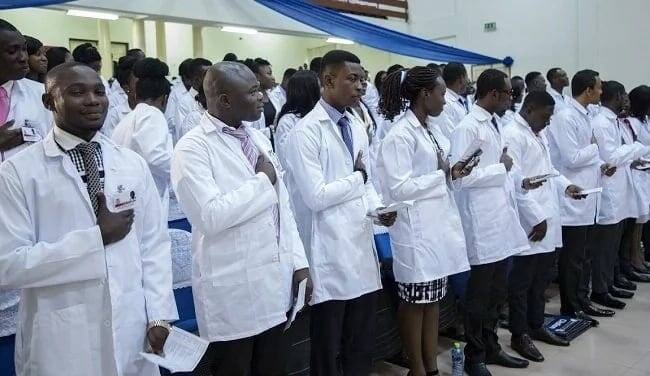 135 Ghanaian doctors to separate twins joined at the head in an expensive surgery.