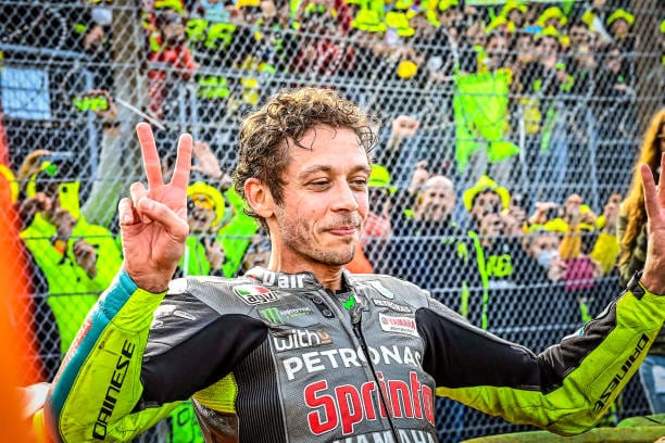 Dental bånd annoncere How much is Valentino Rossi's salary? Annual income and net worth in 2021 -  Tuko.co.ke