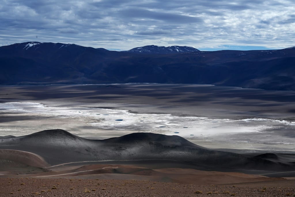 Sueños de litio en Chile generan preocupación por el agua en el desierto
