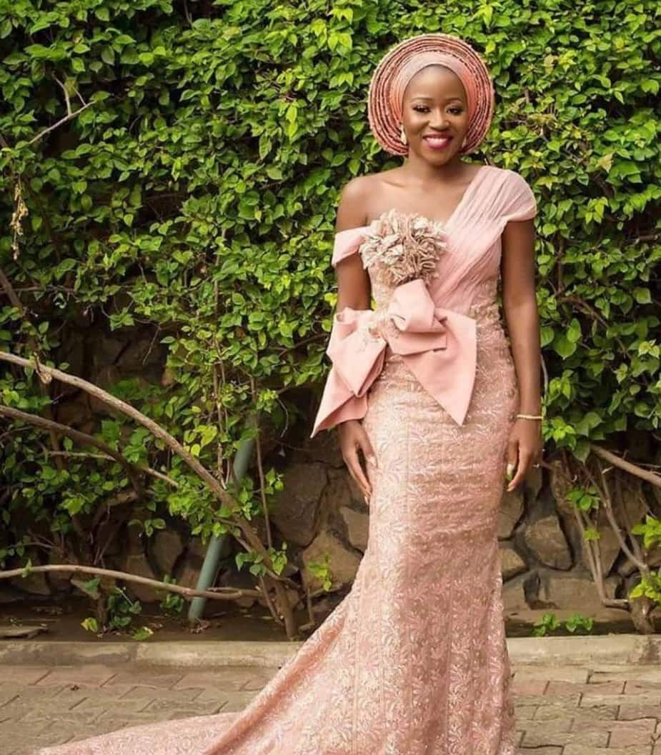 The Most Beautiful Ever Nigerian Lace Gown Styles For Ladies - Fashion -  Nigeria