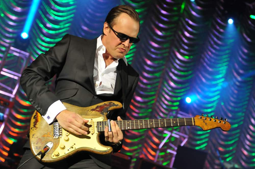 Who is Joe Bonamassa's wife? Here's a look at their relationship Tuko