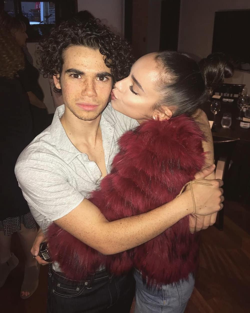 peyton list kissing cameron boyce