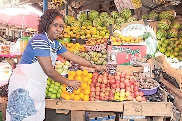 High food prices push October’s inflation to 4.95 % increasing cost of living