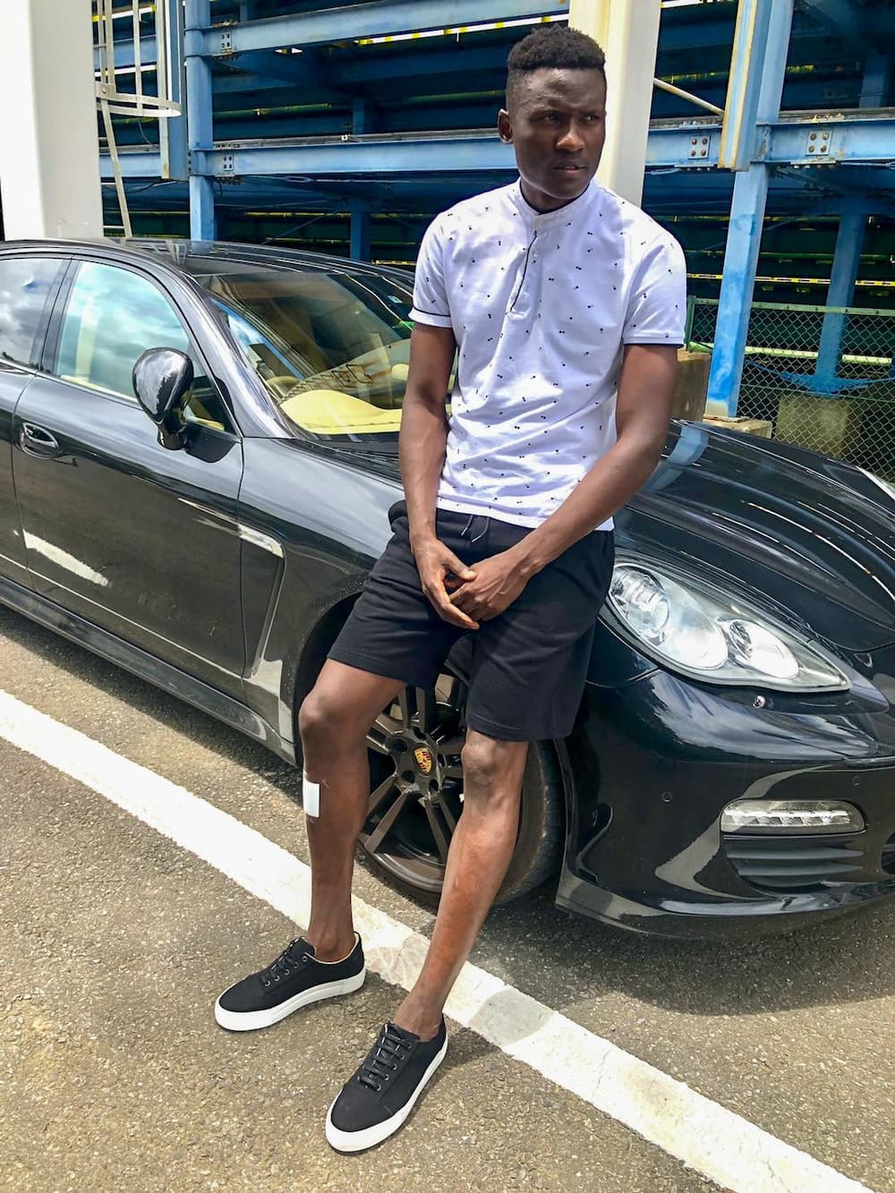 Olunga drives fancy cars.