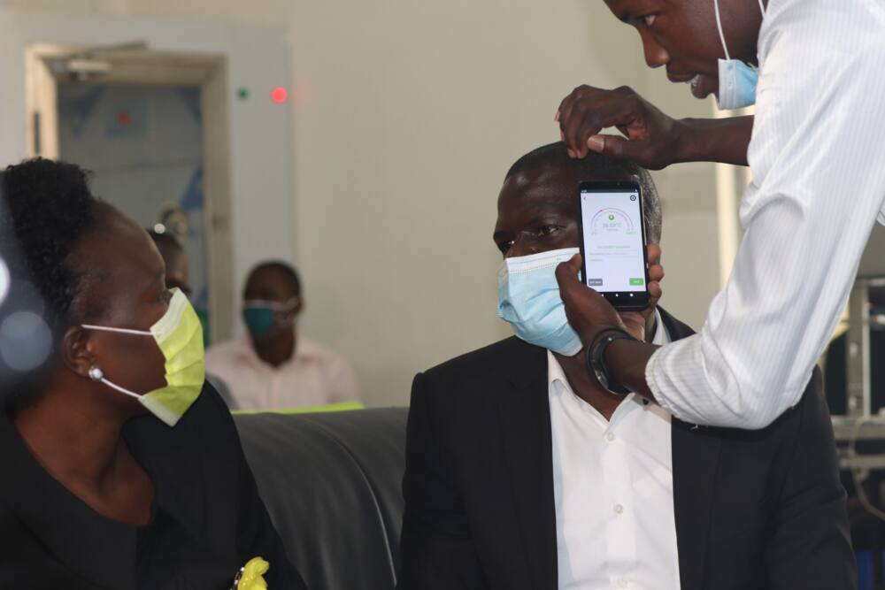 Uganda builds smartphone that checks body temperature