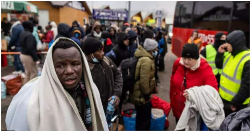 Stranded students. Photo: Getty Images.