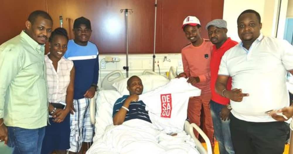 Desagu, Kenyan Artistes Visit Moses Kuria in Dubai Hospital: "Uplifting Moment"