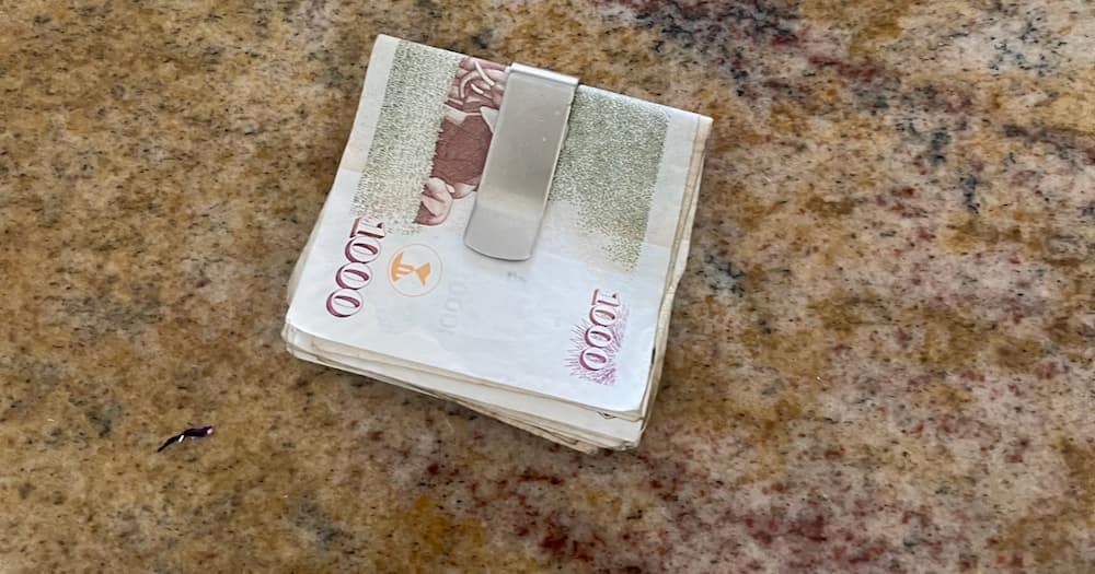 The old notes became obsolete in October 2019.