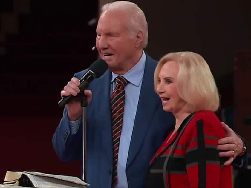 salary of jimmy swaggart singers