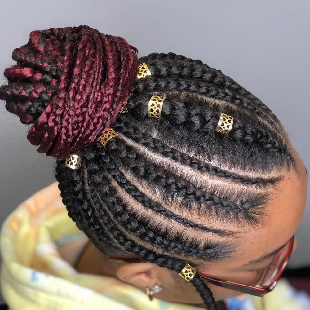 How to pack braids into different styles - Tuko.co.ke