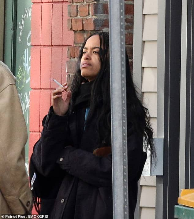 Barack Obama's daughter Malia photographed smoking cigarettes with British boyfriend