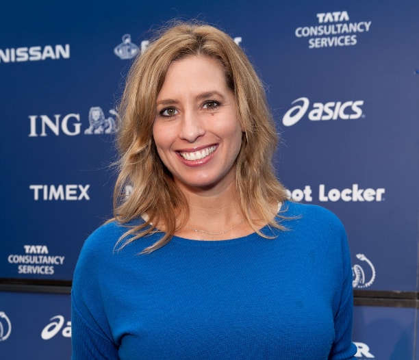 Weather Channel's Stephanie Abrams bio: husband, salary, children ...