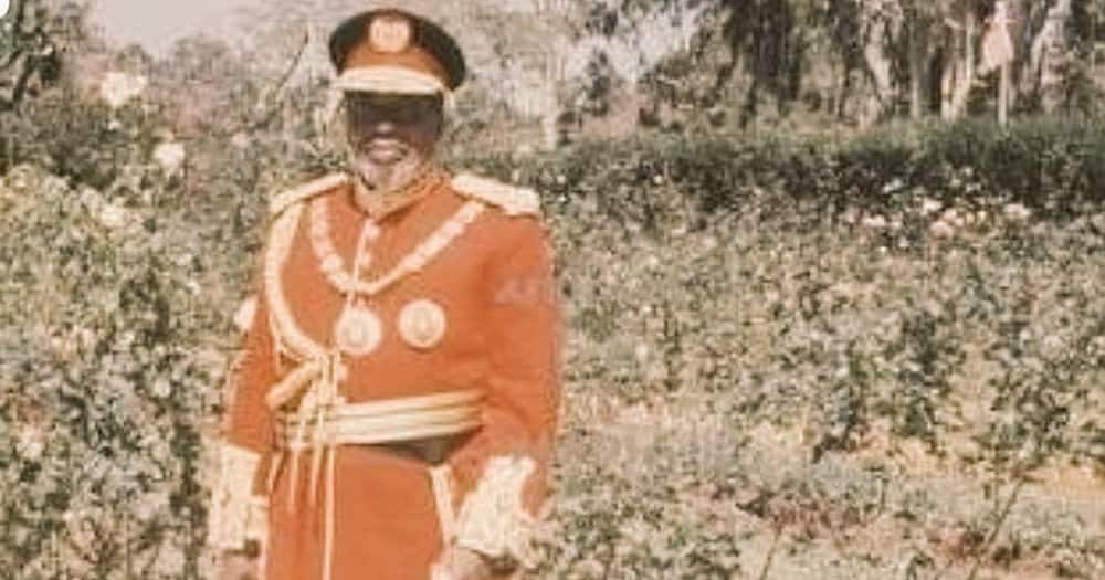 Mwai Kibaki Never Wore Military Fatigues During His Tenure.