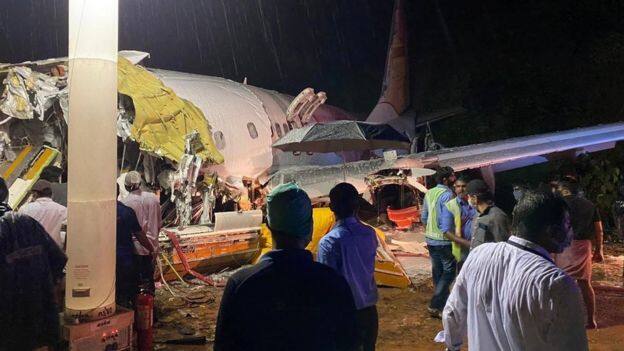 At least 16 confirmed dead as plane skids off runway, breaks into 2 pieces in India