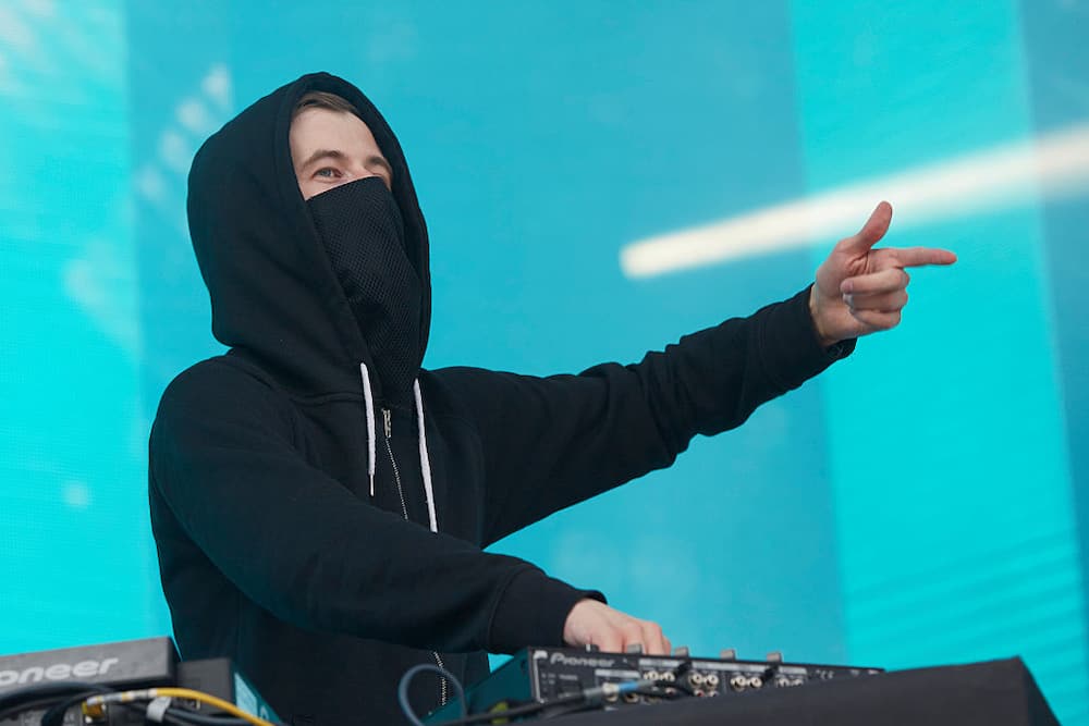 Alan Walker - Wikipedia