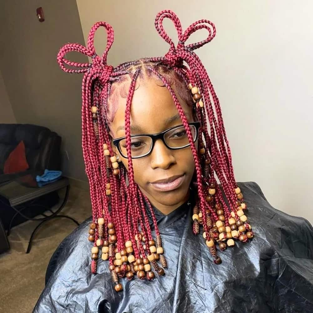 20 trendy burgundy knotless braids you should try out in 2023 