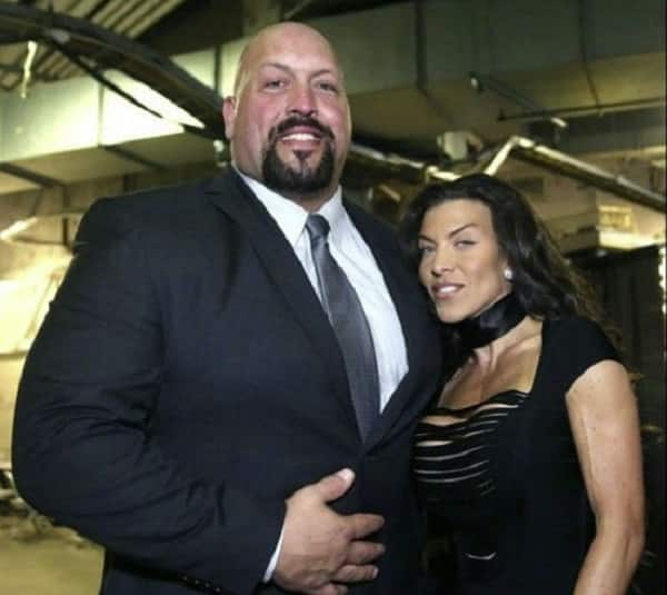 Who Is The Big Show S Wife In Real Life Meet Bess Katramados