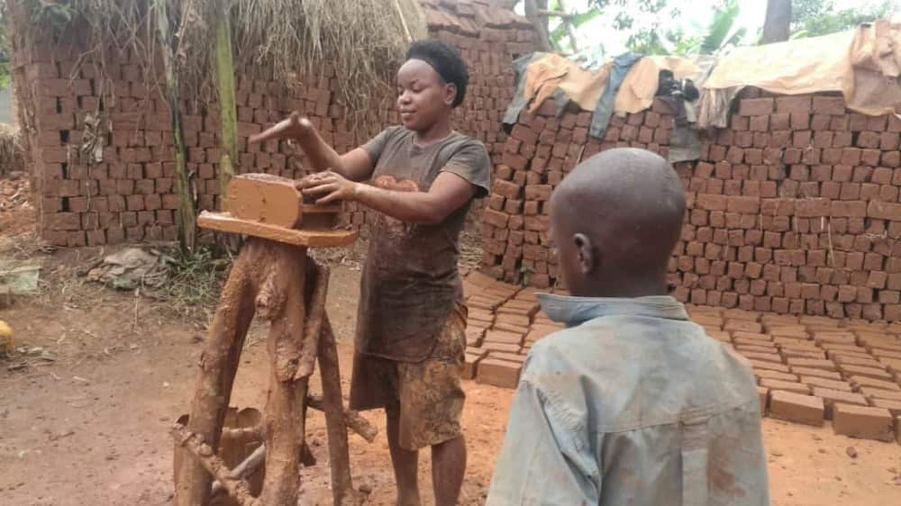 Meet female university student who builds houses to afford school fees