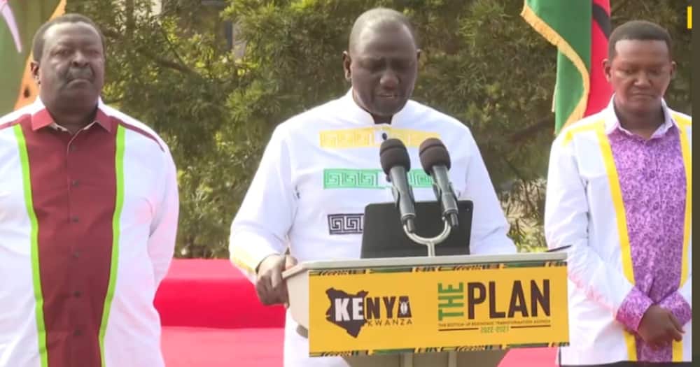 William Ruto Aita Mkutano na Wanahabari na Kujipiga Kifua: "Tuko Tayari kwa Uchaguzi"