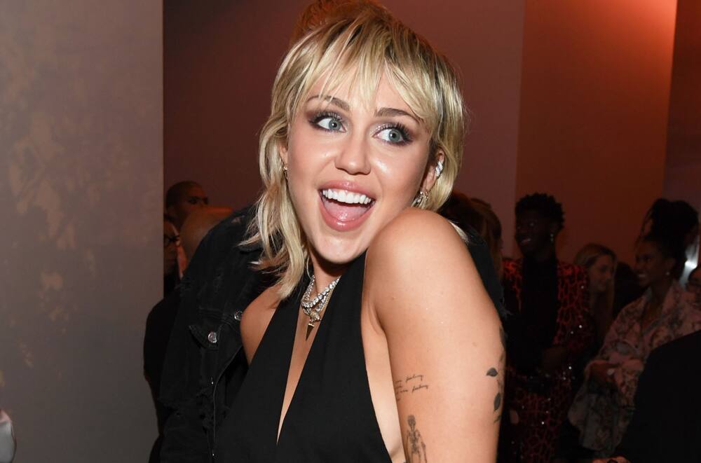 Miley Cyrus Pens Emotional Letter to Hannah Montana 15 Years After Show’s Debut