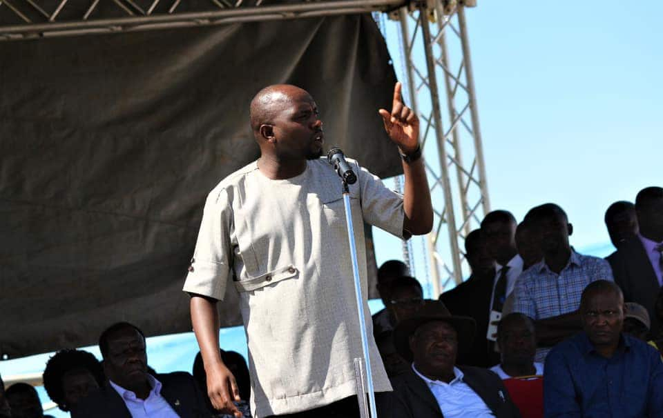 Kenyans impressed with Murkomen's powerful speech at Raila's backyard