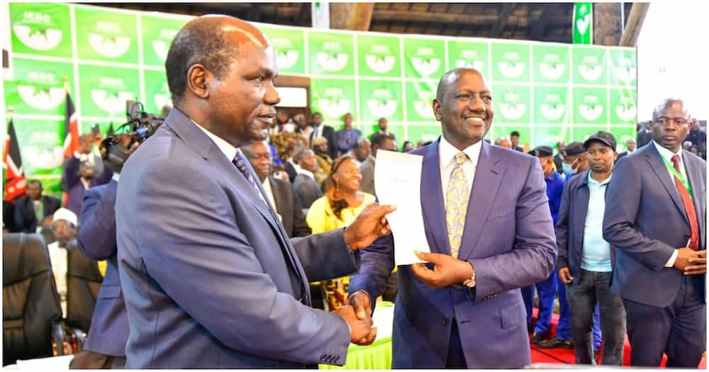 President-elect William Ruto (r) and IEBC chair Wafula Chebukati. Photo: William Ruto.