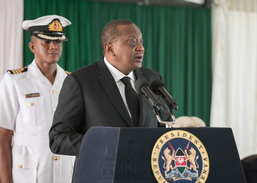 Uhuru amuongeza Matiang'i majukumu, aunganisha wizara ya Uhamiaji na ile ya Usalama wa ndania