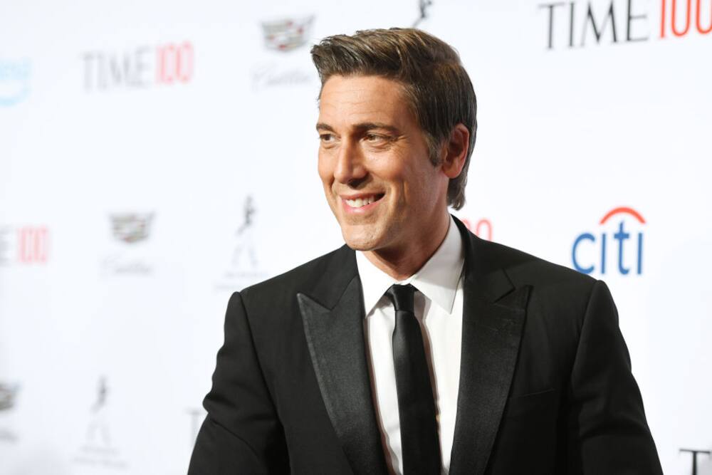 Is David Jason Muir Married Is David Muir Married Inside Abc Anchor S