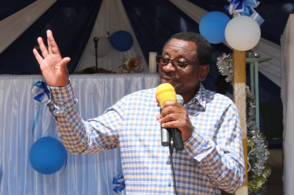 James Orengo onyolewa bila maji na Wakenya baada ya kujigamba alivyochangisha pesa kanisani