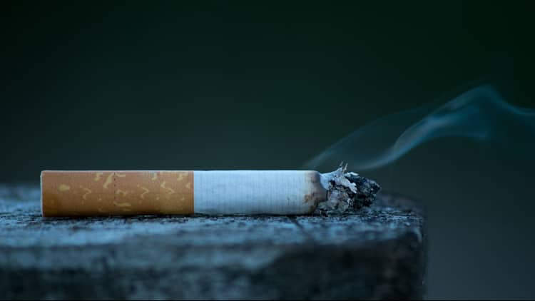 Secondary smoking can lead to blindness - Study